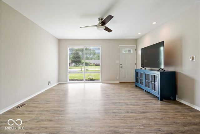 6921 Tousley Drive, Indianapolis, IN 46256