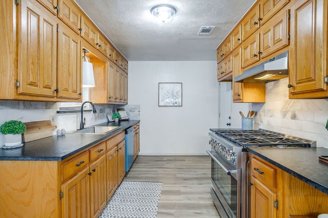 256 Pimlico Way, Saginaw, TX 76179