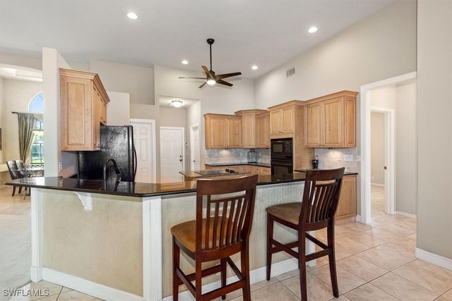2215 SW 45th TER, Cape Coral, FL 33914