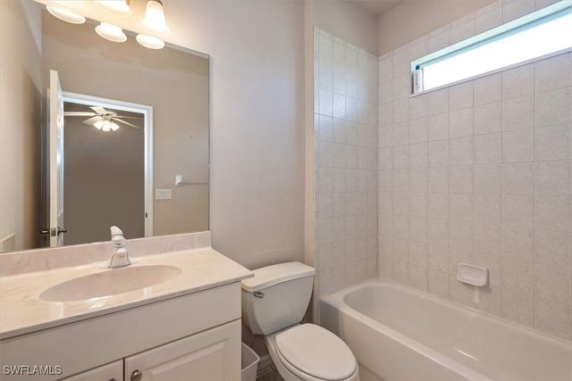 2215 SW 45th TER, Cape Coral, FL 33914