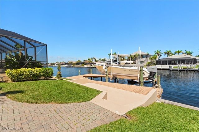 2215 SW 45th TER, Cape Coral, FL 33914