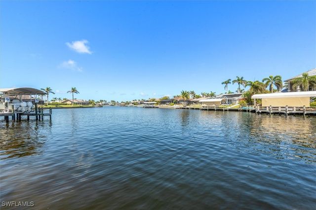 2215 SW 45th TER, Cape Coral, FL 33914