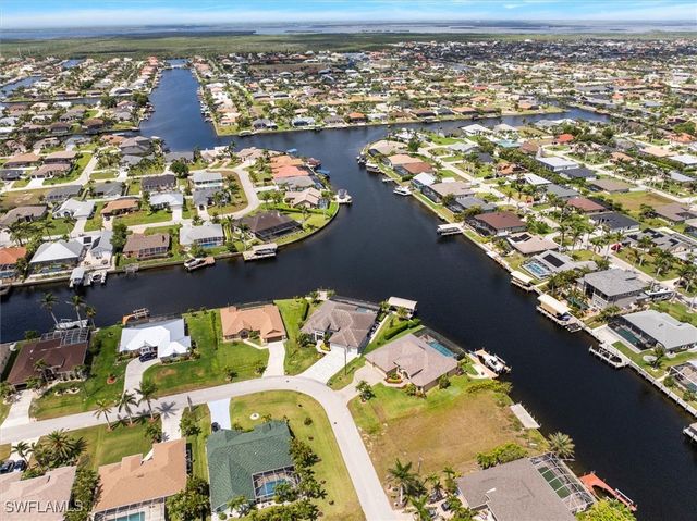 2215 SW 45th TER, Cape Coral, FL 33914