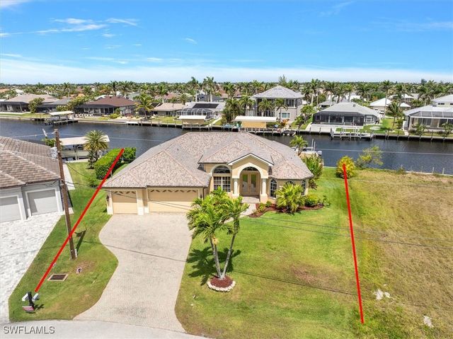 2215 SW 45th TER, Cape Coral, FL 33914