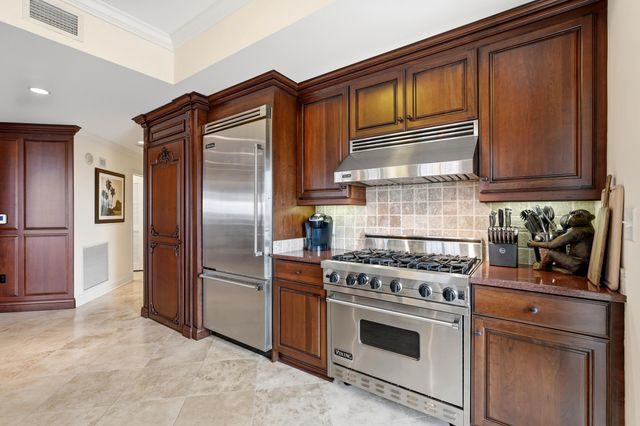 9547 Edgerton Dr Apt 601, Myrtle Beach, SC 29572