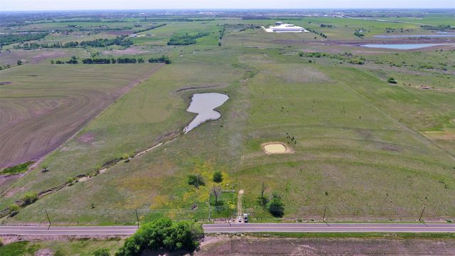 800 County Road 369 RD, Taylor, TX 76574