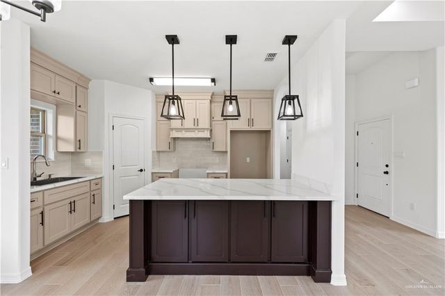 921 Brooks Drive, Alton, TX 78573