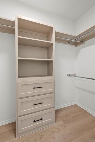 921 Brooks Drive, Alton, TX 78573