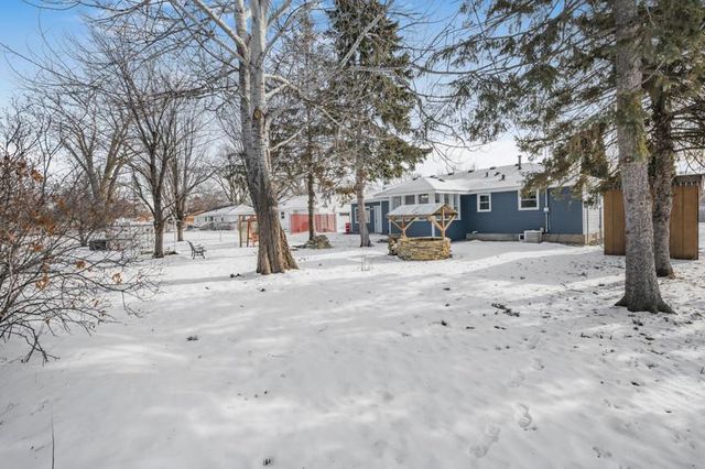 541 Manor Drive NE, Spring Lake Park, MN 55432