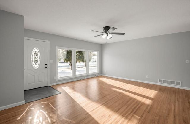 541 Manor Drive NE, Spring Lake Park, MN 55432