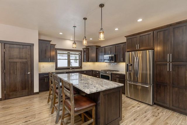 W7306 Sylvester ROAD, Holmen, WI 54636