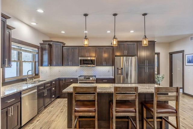 W7306 Sylvester ROAD, Holmen, WI 54636