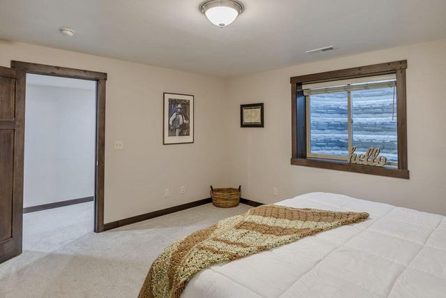 W7306 Sylvester ROAD, Holmen, WI 54636