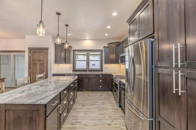 W7306 Sylvester ROAD, Holmen, WI 54636