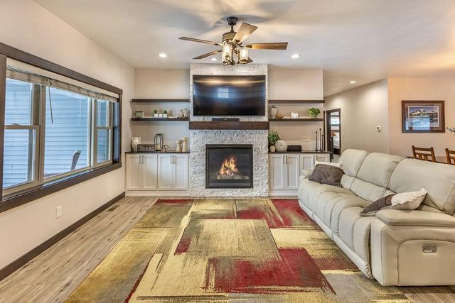 W7306 Sylvester ROAD, Holmen, WI 54636