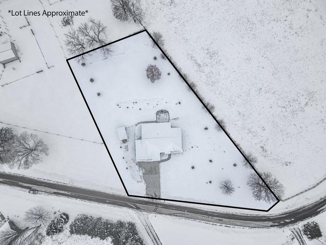 W7306 Sylvester ROAD, Holmen, WI 54636