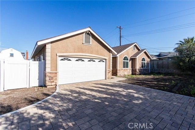 11128 Stamy Rd, Whittier, CA 90604