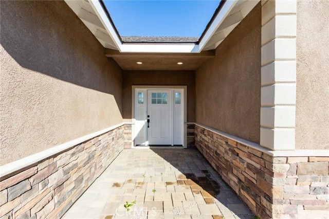 11128 Stamy Rd, Whittier, CA 90604