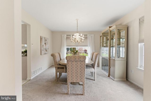 561 ZINN DR, Southampton, PA 18966