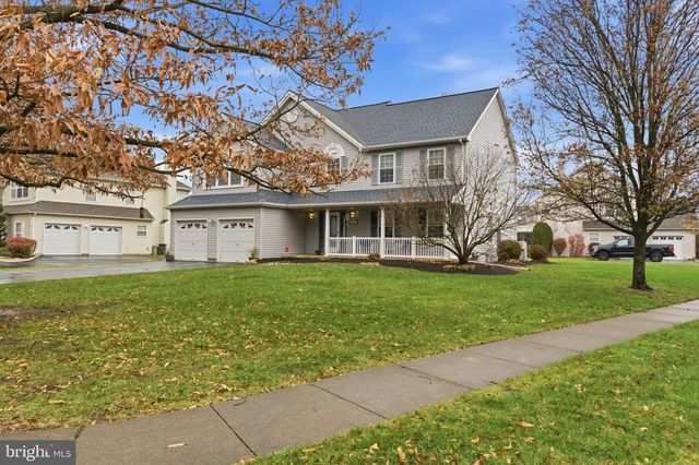 561 ZINN DR, Southampton, PA 18966