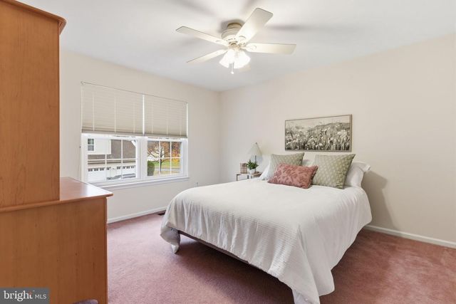 561 ZINN DR, Southampton, PA 18966