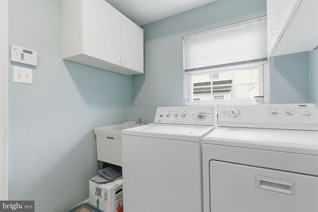 561 ZINN DR, Southampton, PA 18966