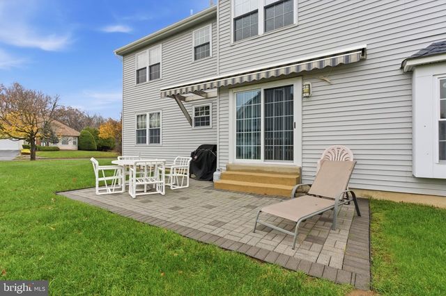 561 ZINN DR, Southampton, PA 18966
