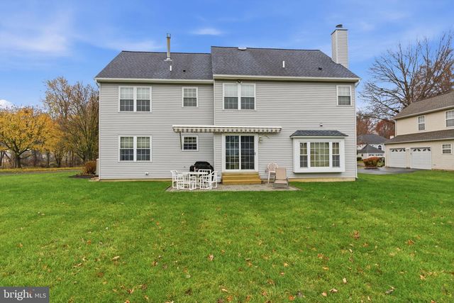 561 ZINN DR, Southampton, PA 18966