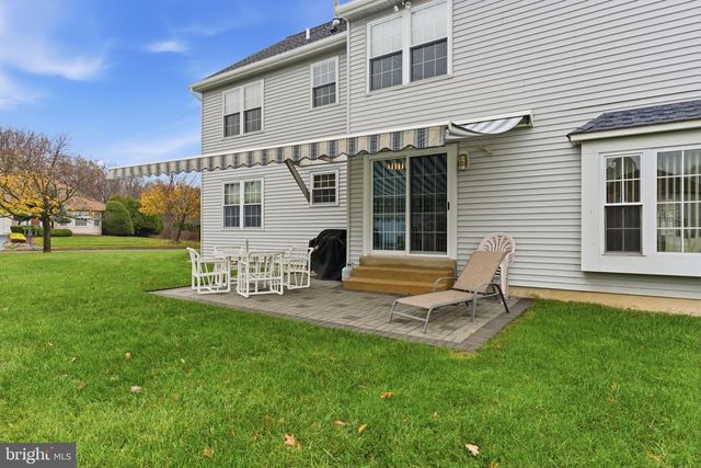 561 ZINN DR, Southampton, PA 18966