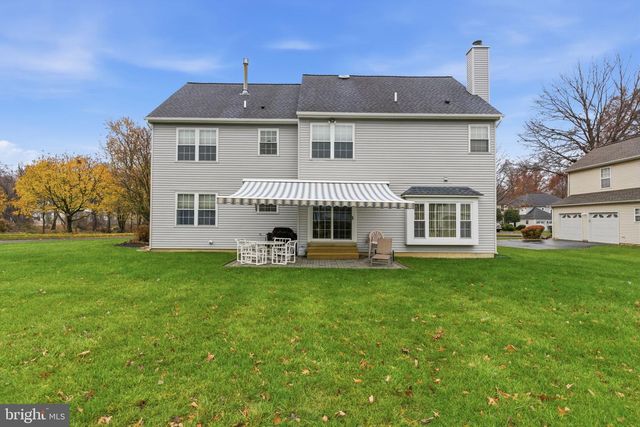 561 ZINN DR, Southampton, PA 18966