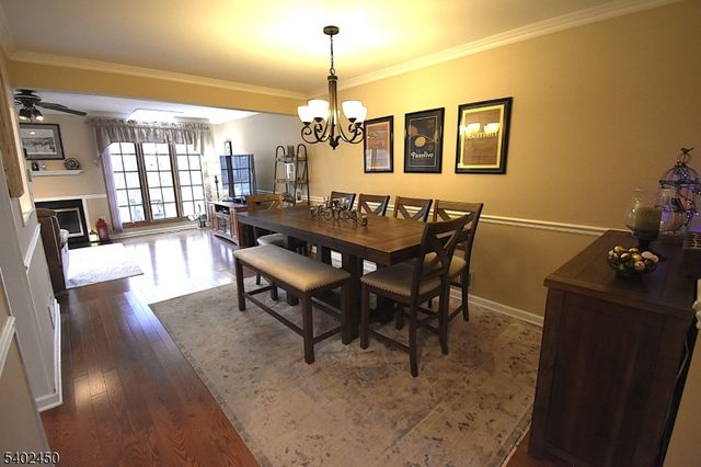 47 Edgefield Dr, Parsippany-troy Hills Twp., NJ 07950