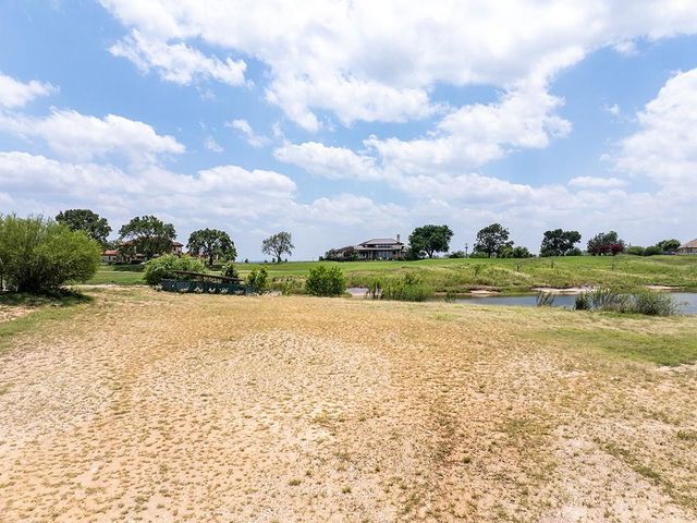 2117 Lauren DR, Spicewood, TX 78669