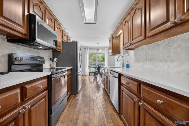 114 Royal Troon Drive, Rainbow City, AL 35906