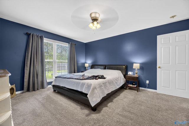 114 Royal Troon Drive, Rainbow City, AL 35906