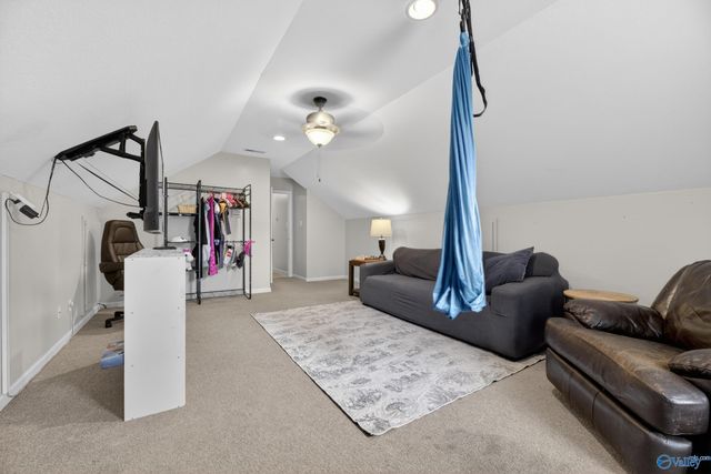 114 Royal Troon Drive, Rainbow City, AL 35906