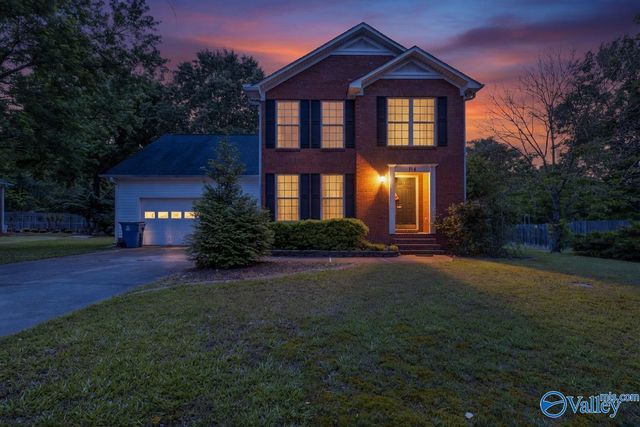 114 Royal Troon Drive, Rainbow City, AL 35906