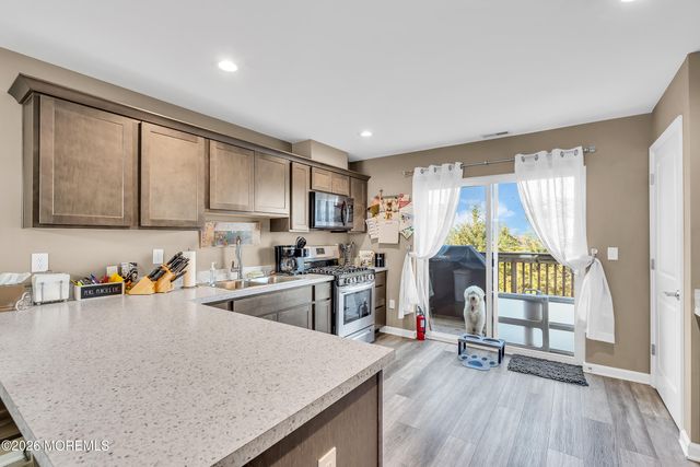 19 Berkeley Crossings Way 319, Bayville, NJ 08721