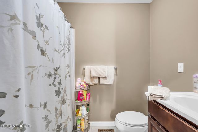 19 Berkeley Crossings Way 319, Bayville, NJ 08721