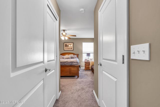 19 Berkeley Crossings Way 319, Bayville, NJ 08721