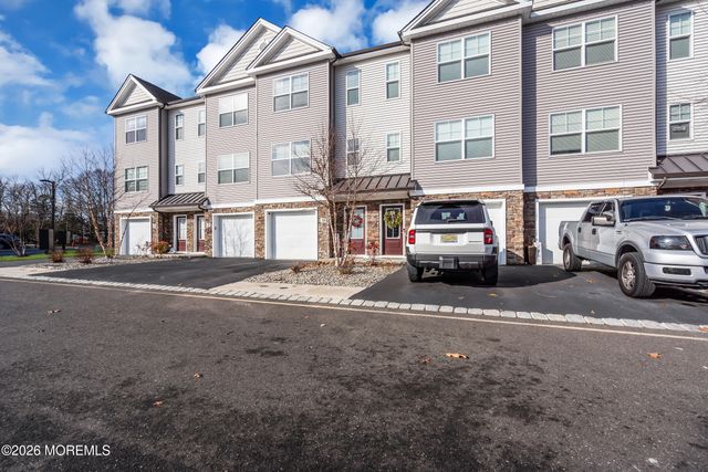 19 Berkeley Crossings Way 319, Bayville, NJ 08721