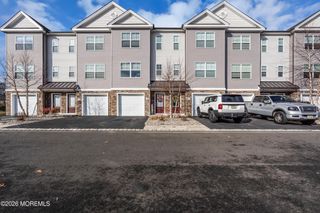 19 Berkeley Crossings Way 319, Bayville, NJ 08721