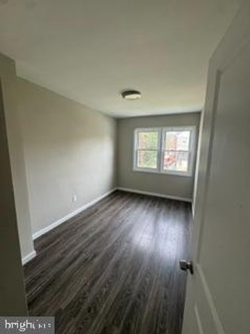 8349 HILLENDALE RD, Parkville, MD 21234