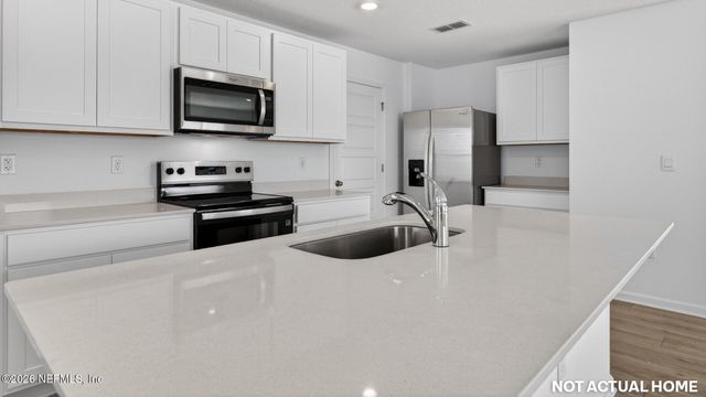 12058 YEW TREE Road, Jacksonville, FL 32218
