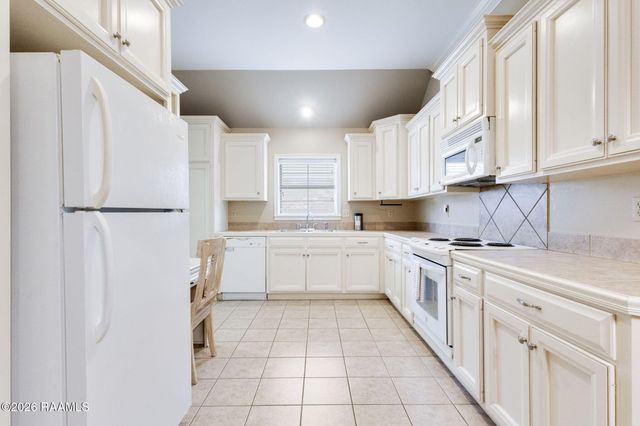 122 Saint Fabian Drive, Carencro, LA 70520