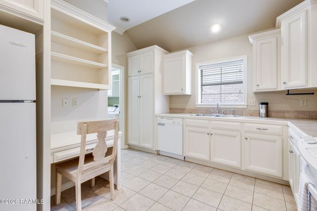 122 Saint Fabian Drive, Carencro, LA 70520