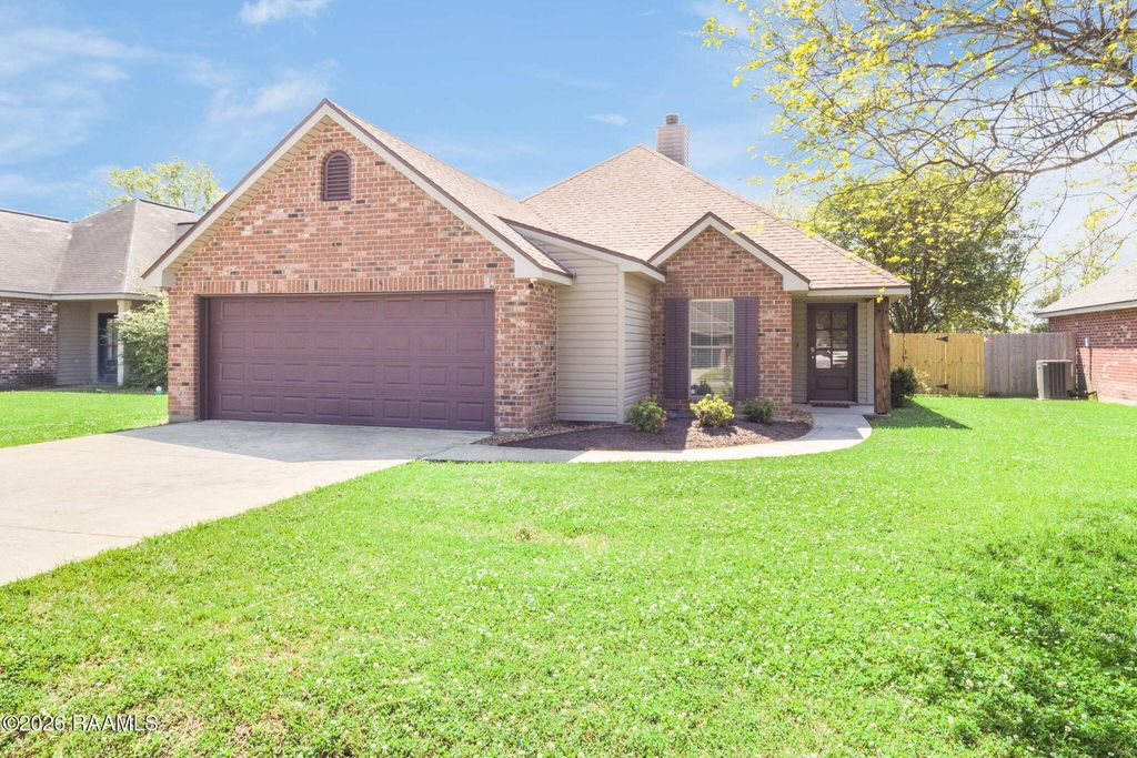 122 Saint Fabian Drive, Carencro, LA 70520