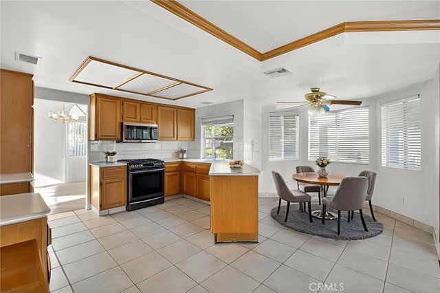 6727 Hawkley Drive, Riverside, CA 92506