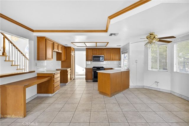 6727 Hawkley Drive, Riverside, CA 92506