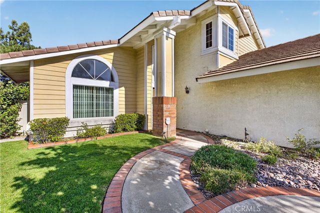6727 Hawkley Drive, Riverside, CA 92506