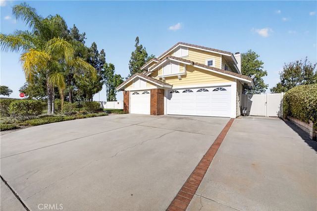 6727 Hawkley Drive, Riverside, CA 92506